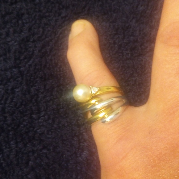 Pearl ring - Picture 2 of 3